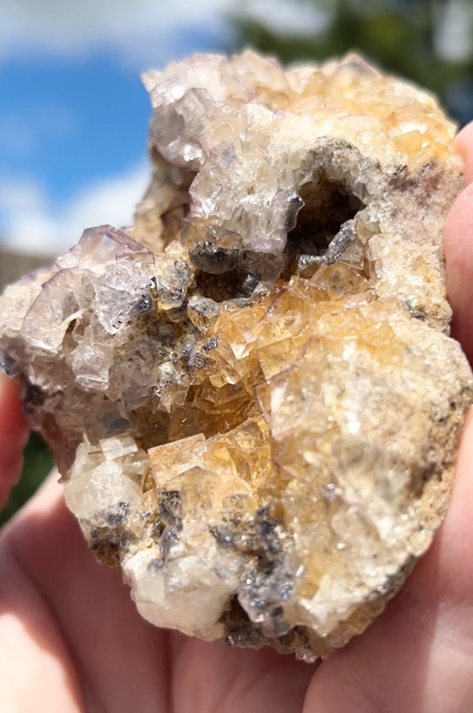 Clear/ White Fluorite With Iron Inclusions & Navy Blue plus Iron Wash Medium #2 From Paul’s Pocket, Gillhead Mine, Harrogate, North Yorkshire, U.K. 🇬🇧