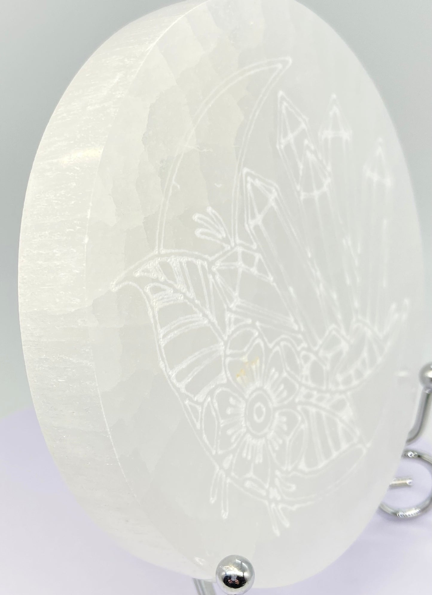 Selenite Satin Spar Etched Moon 🌙 Crystals 💎 & Flowers 💐Charging Plate 10cm