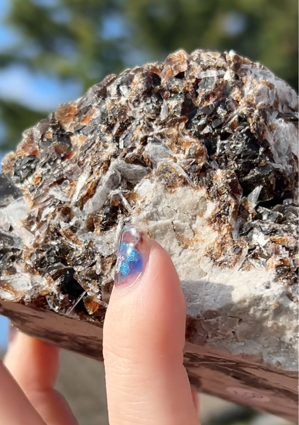 Rootbeer 🍺 Fluorite with Celestite & Calcite (Green UV) from White Rock Quarry, Ohio, USA 🇺🇸 Number 1